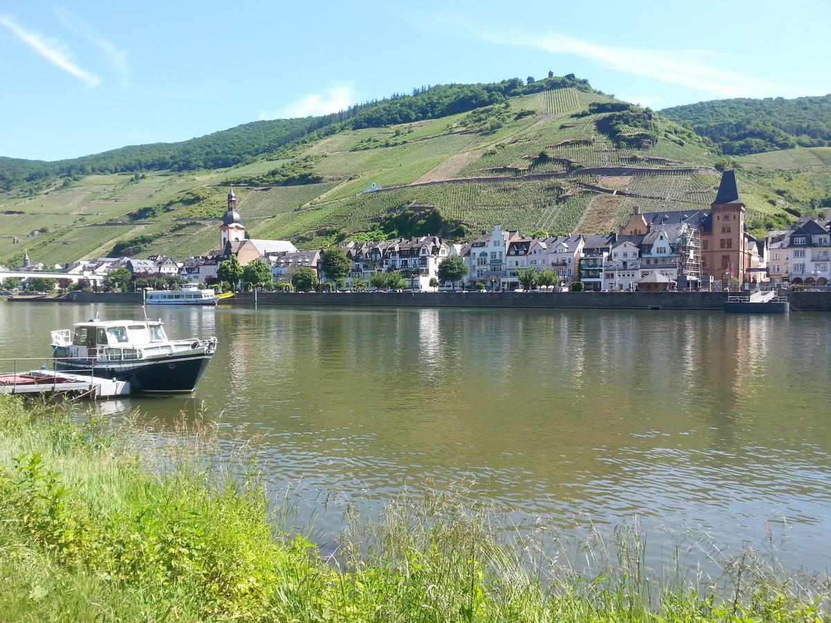 Ferienwohnung Evangeline Borsch Zell an der Mosel Exterior foto